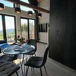 Feriehus Loft Point Pustelnik (Kamienna Gora)